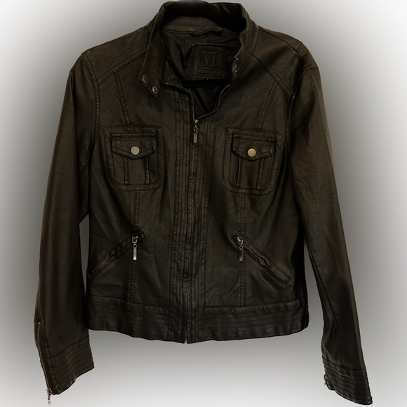 Studio M Black jacket, never worn - Picture 2 of 7